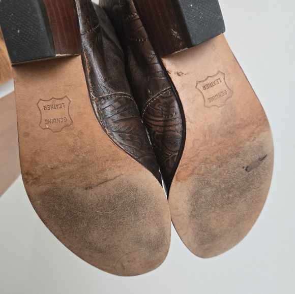 Vintage RARE tooled cowgirl boots - Picture 3 of 11